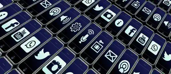 A contact over Social Media Networks is the starting point for online scams